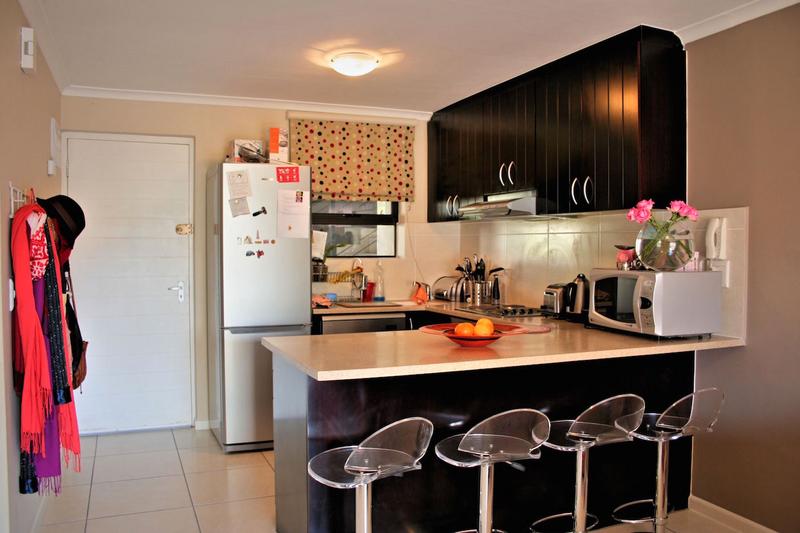 To Let 2 Bedroom Property for Rent in Plumstead Western Cape